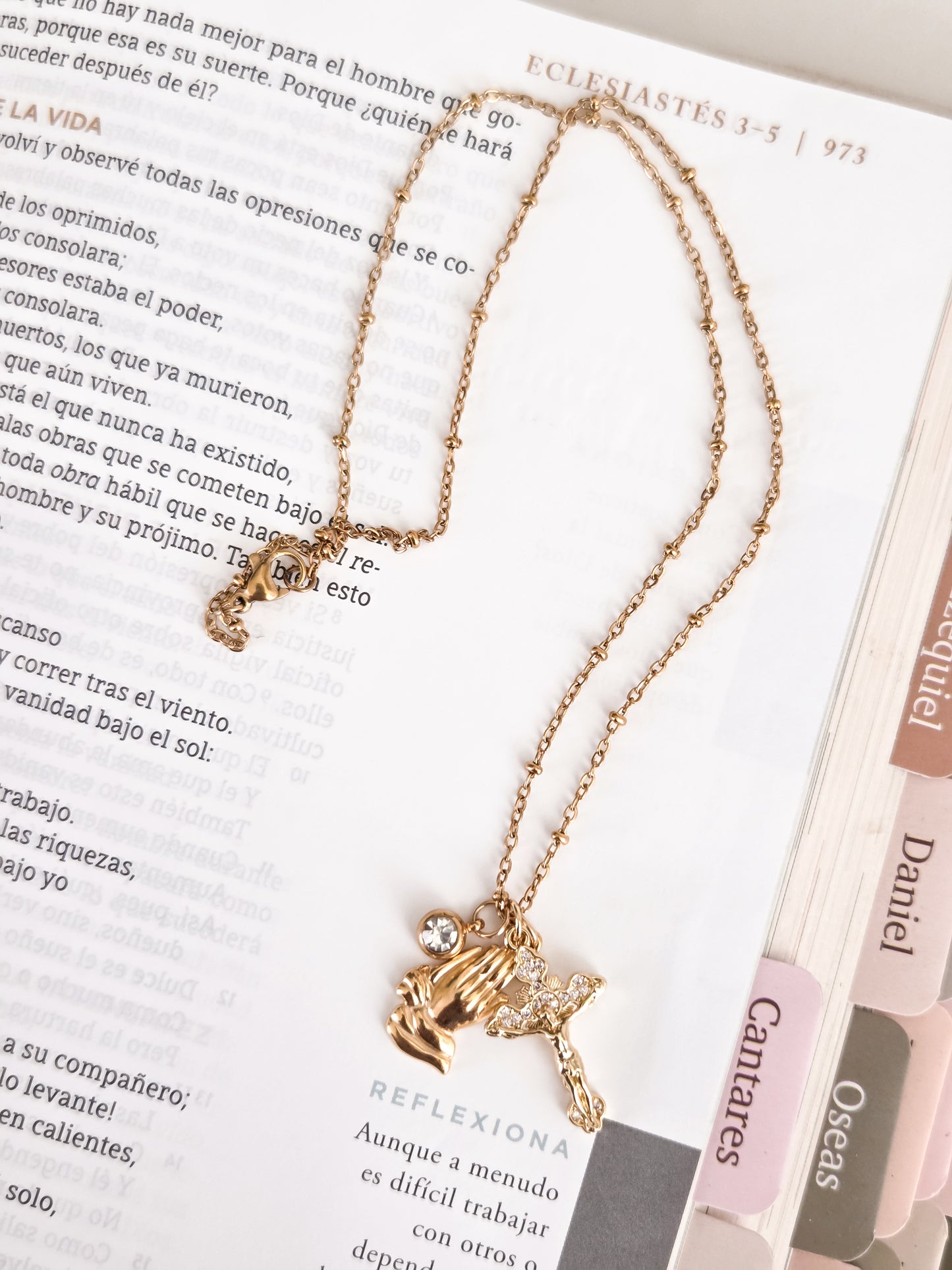Amigo fiel Necklace