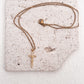 Crucifijo pequeño Necklace