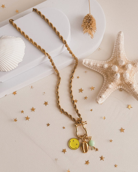 Las Palmas Necklace