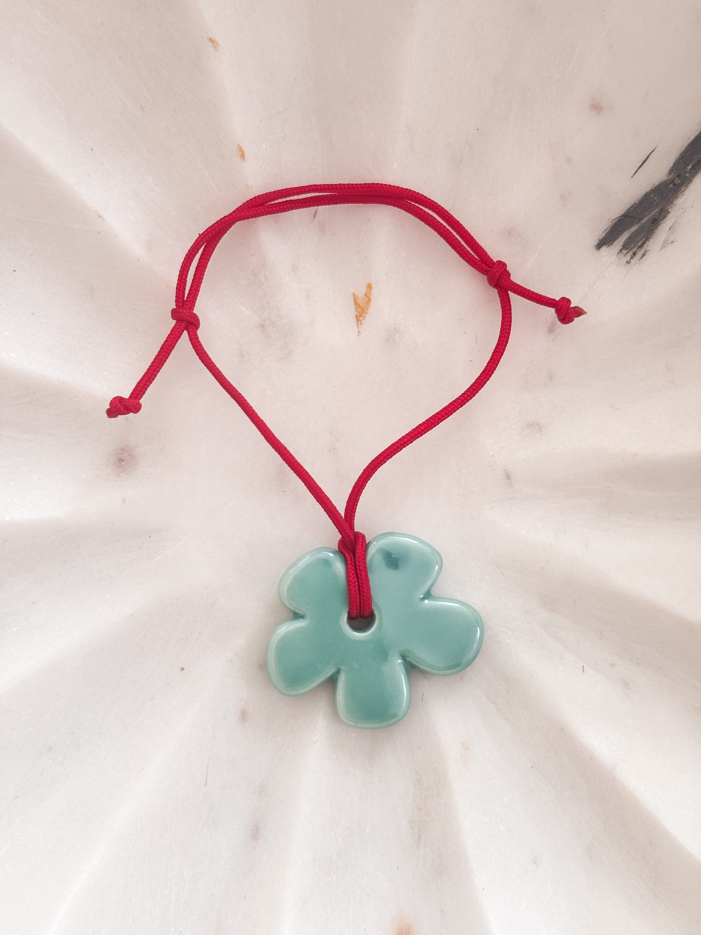Flower Hilo Bracelet