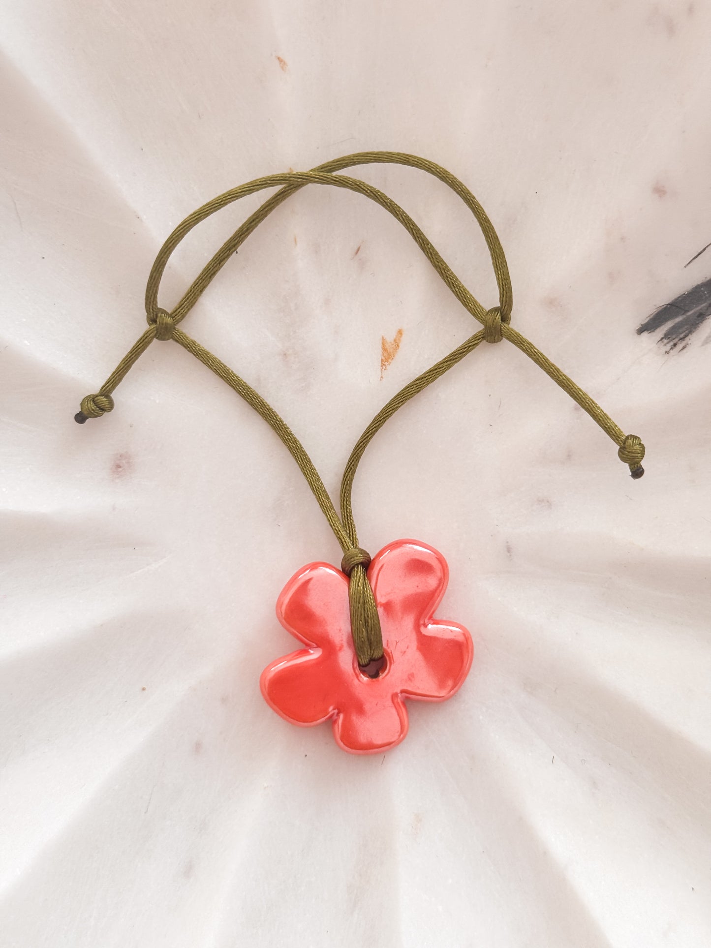 Flower Hilo Bracelet