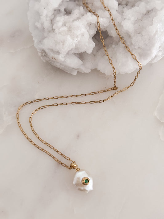 Perla Esmeralda Necklace