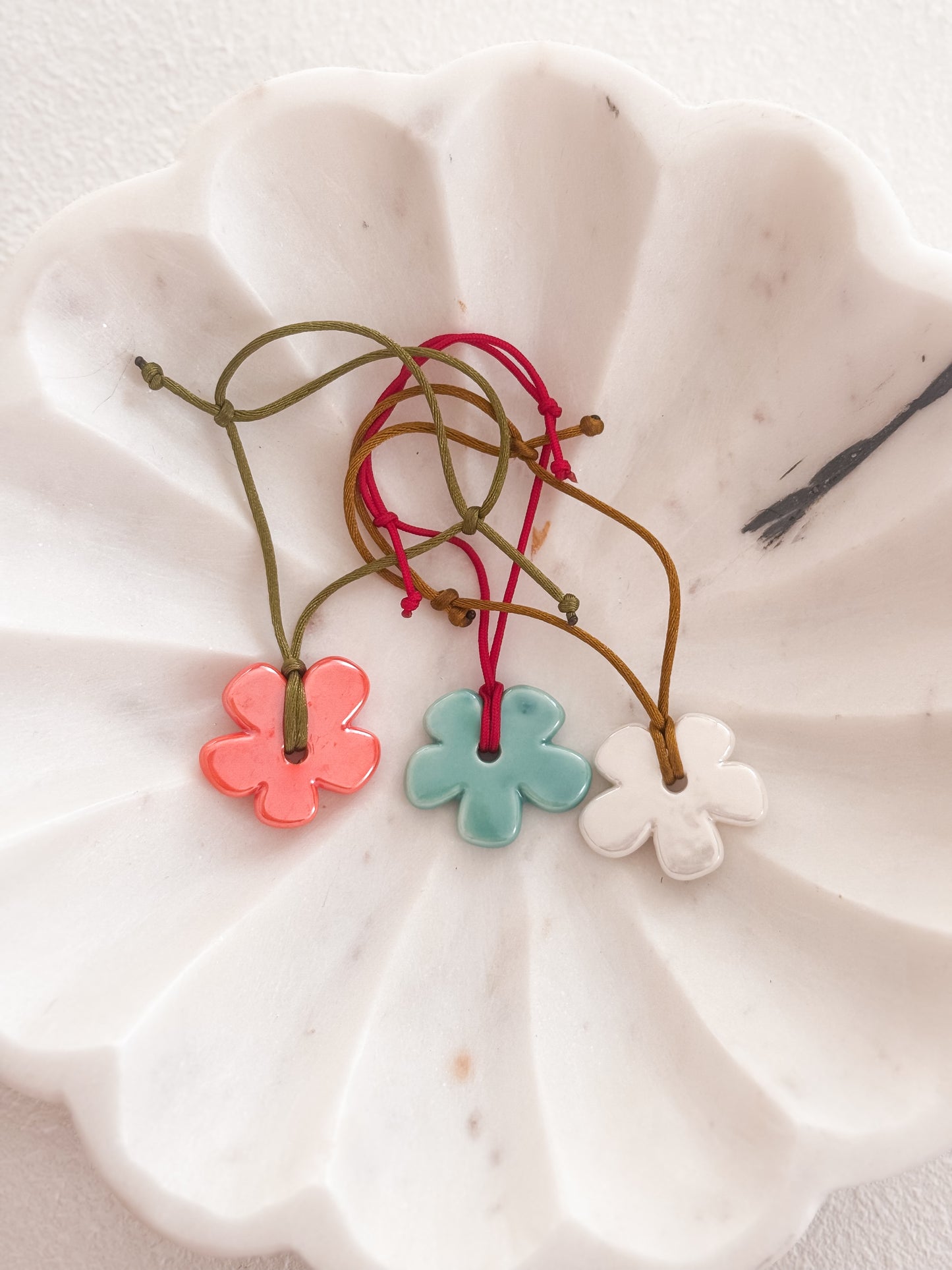 Flower Hilo Bracelet