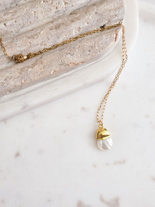 Nacar Necklace